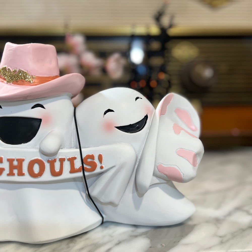 ✨NEW👻Goblin and Ghoul Let’s go Ghouls! Pink Cowboy Ghost Trio Decor👻 - Picture 6 of 11